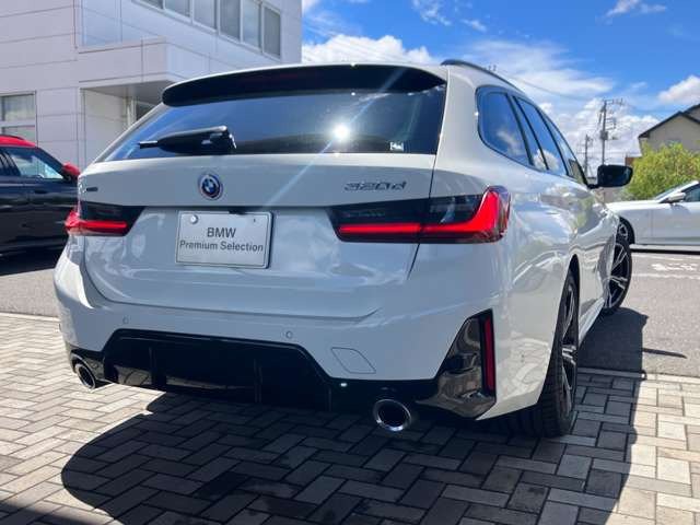 3シリーズツーリング320d xドライブ Mスポーツ  4WD