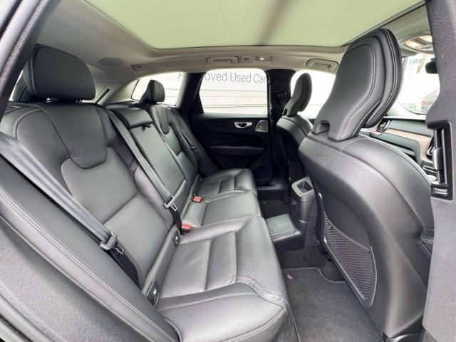 XC60リチャージ アルティメット T6 AWD PHEV 4WD