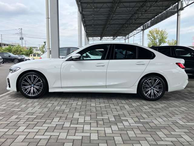 3シリーズセダン320i Mスポーツ