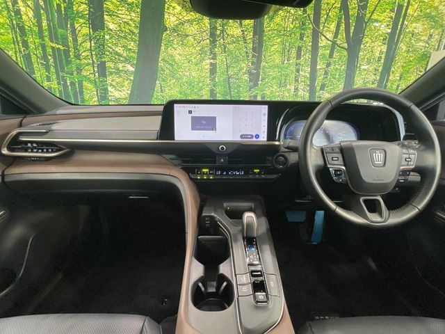 クラウンクロスオーバー2.5 G アドバンスト レザー パッケージ E-Four 4WD