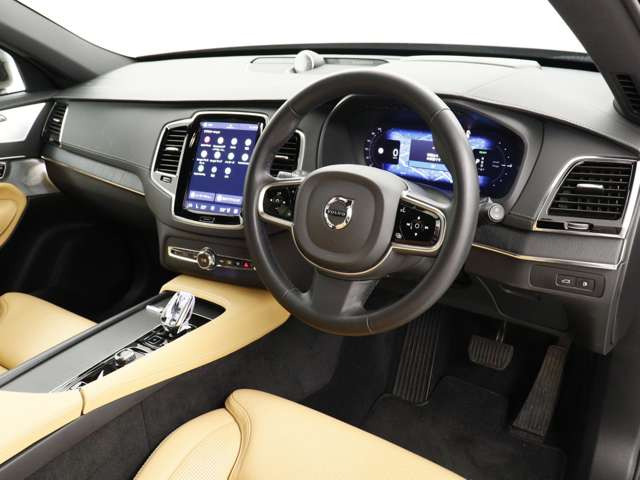 XC90リチャージ PHEV T8 AWD アルティメット 4WD