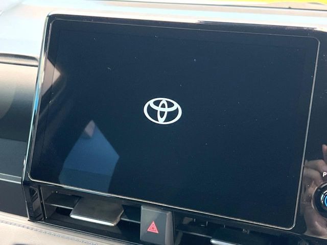 �y10.5�C���` �f�B�X�v���C�I�[�f�B�I�z���ʂ̃f�B�X�v���C��AppleCarPlay��AndroidAuto�����p�\�B�傫�ȉ�ʂŃX�}�z�i�r�A�v���������p���������܂���