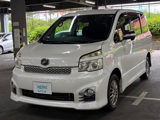 ヴォクシー2.0 ZS 煌II 4WD