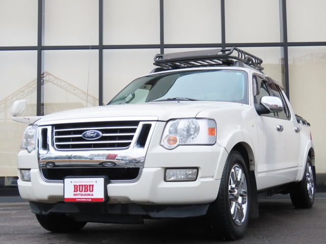 エクスプローラースポーツトラックV8 リミテッド 4WD