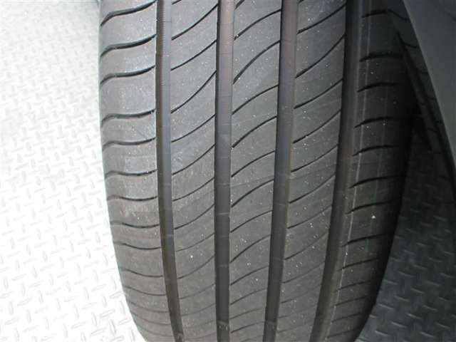 クラウンスポーツ2.5 Z E-Four 4WD