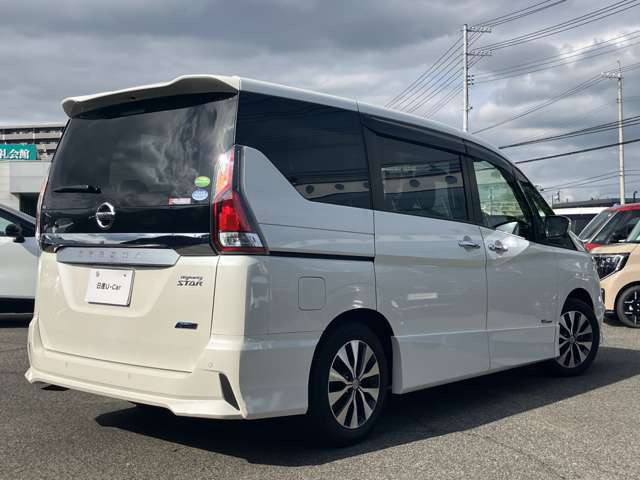 セレナ2.0 ハイウェイスター Vセレクション