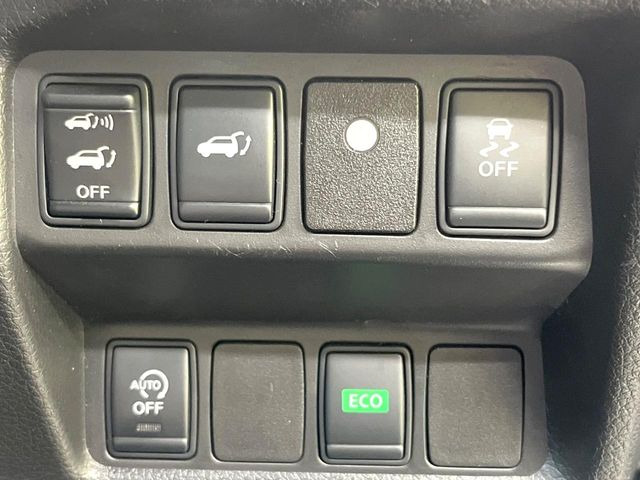 【パワーバックドア】スマートキーや運転席のボタンを押すだけでリアゲートが自動で開閉します!荷物を持っている時や、高い位置にあるバックドアを閉める際に便利な機能です♪