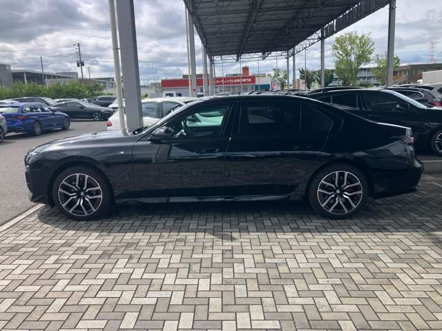 7シリーズ740i Mスポーツ