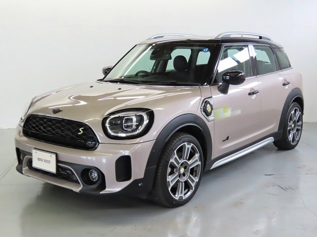 ミニクロスオーバークーパー S E オール4 プレミアム プラスパッケージ 4WD
