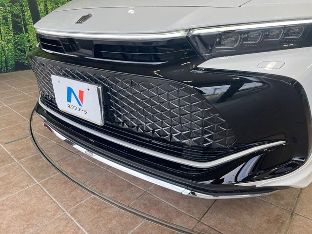 クラウンクロスオーバー2.5 G アドバンスト レザー パッケージ E-Four 4WD
