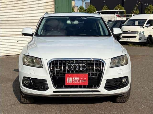 Q52.0 TFSI クワトロ 4WD