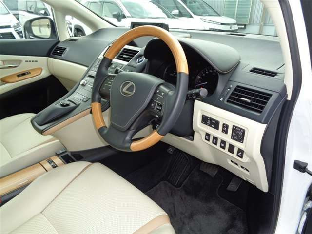 HS250h バージョンI