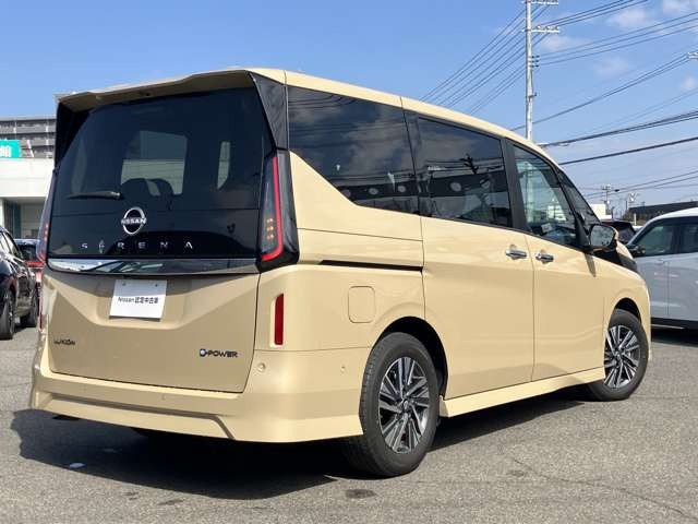 セレナ1.4 e-POWER ルキシオン