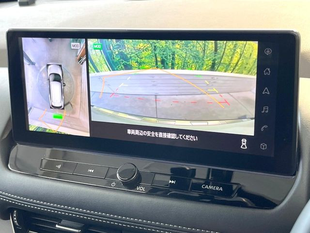 【アラウンドビューモニター】専用のカメラにより、上から見下ろしたような視点で360度クルマの周囲を確認することができます☆縦列駐車や幅寄せ時に活躍してくれます♪