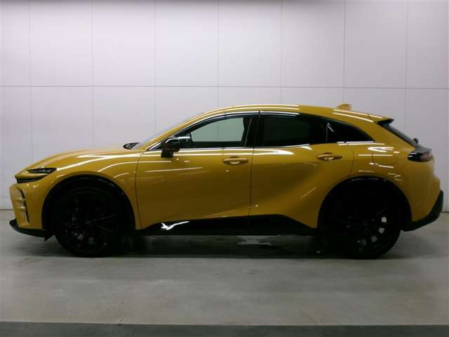 クラウンスポーツ2.5 Z E-Four 4WD