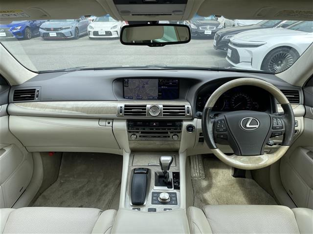 LS600h バージョンC Iパッケージ 4WD