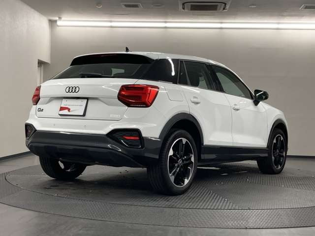 Q2TDI ブラック スタイル プラス ディーゼル