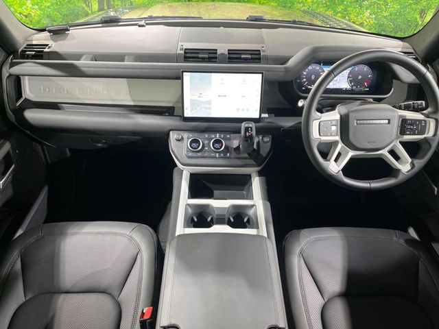 ディフェンダー90 Xダイナミック HSE 3.0L D350 ディーゼル 4WD