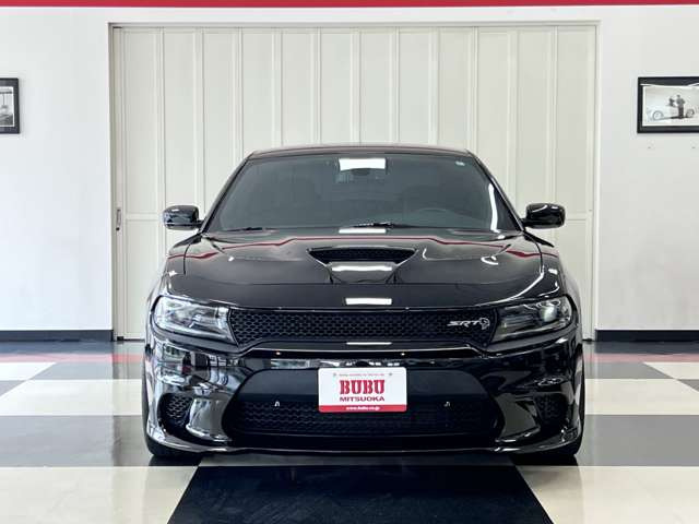 チャージャーSRT ヘルキャット