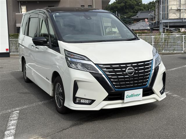 セレナ1.2 e-POWER ハイウェイスターV