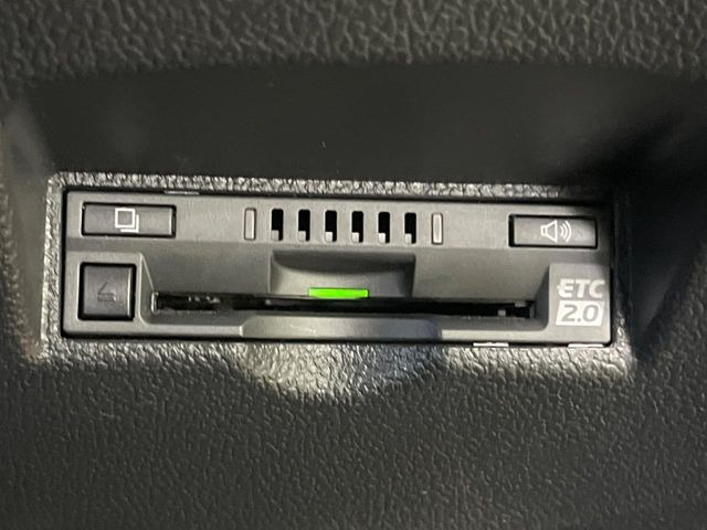 【ETC】高速道路の料金所をストレスなく通過!話題のスポットやサービスエリアに多い「スマートIC」利用時は必須のアイテムです。当店でセットアップを実施、ご納車当日からすぐにご利用いただけます!