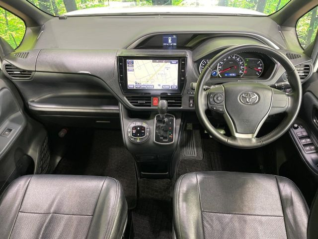 ヴォクシー2.0 ZS 煌