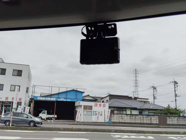 いざという時の録画機能!より安心してドライブが可能です。