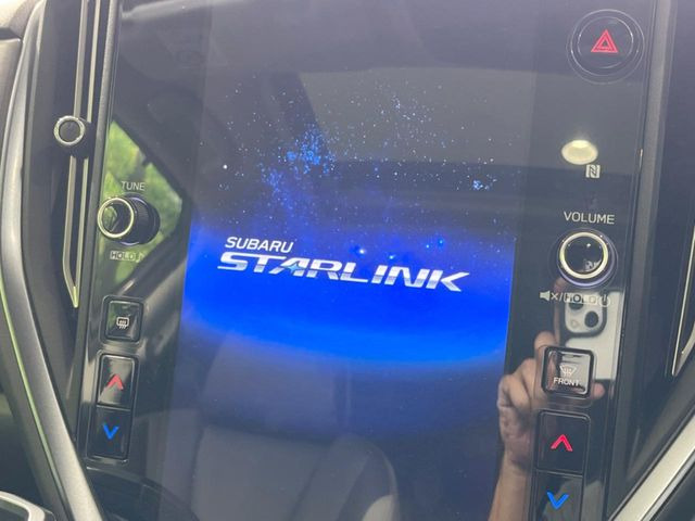 【11.6インチナビ】スマートフォン感覚で使用できる、インパクトのある11.6インチナビを装備!ナビやオーディオ操作はもちろん、各種車両情報もこの画面から確認・設定できます♪