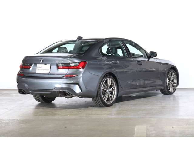 3シリーズセダンM340i xドライブ 4WD