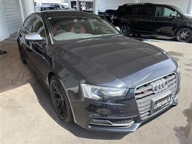 S5スポーツバック3.0 4WD