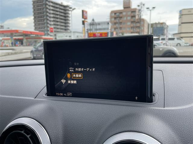 A3スポーツバック2.0 TFSI クワトロ 4WD