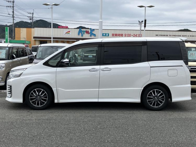 ヴォクシー2.0 ZS 煌