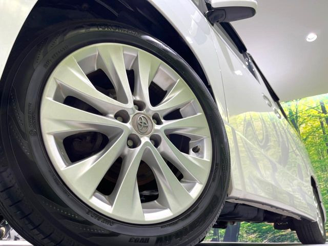 �y����18�C���`�A���~�z�C�[���z�O�ςɃ}�b�`���������A���~�z�C�[���𑕒����Ă���܂��B�e��ЊO�A���~�z�C�[����A�X�^�b�h���X�^�C�����戵�����Ă���܂��B���񂲑��k����������