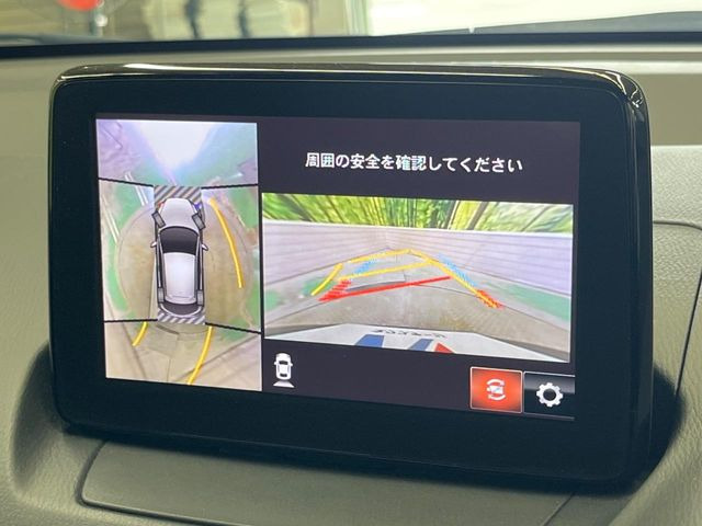 �y360&deg;�r���[���j�^�[�z��p�̃J�����ɂ��A�ォ�猩���낵���悤�Ȏ��_��360�x�N���}�̎��͂��m�F���邱�Ƃ��ł��܂������p�������m�F���₷���A�����ꏊ�ł̐؂�Ԃ��⒓�Ԃ��X���[�Y�ɍs���܂��B