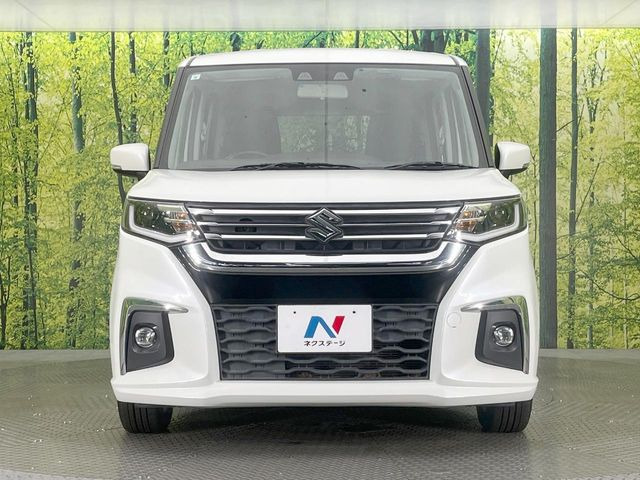 弊社では、全車『修復歴なし』のお車のみ取り扱っております。専任バイヤーによる厳選した仕入れの後、入庫後の車両チェックを行い、ネクステージが認定した高品質な中古車をご提供しております。
