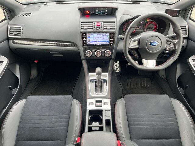 WRXS4 2.0 GT-S アイサイト 4WD