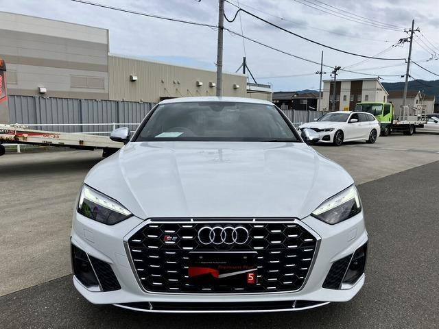 S5スポーツバック3.0 4WD
