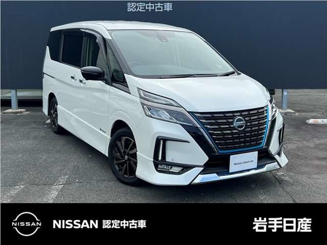 セレナ1.2 e-POWER ハイウェイスターV アーバンクロム