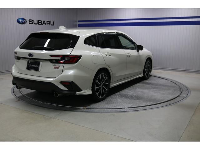レヴォーグ1.8 STI スポーツ EX 4WD