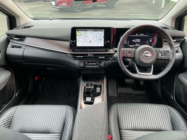 ノートオーラ1.2 G レザーエディション
