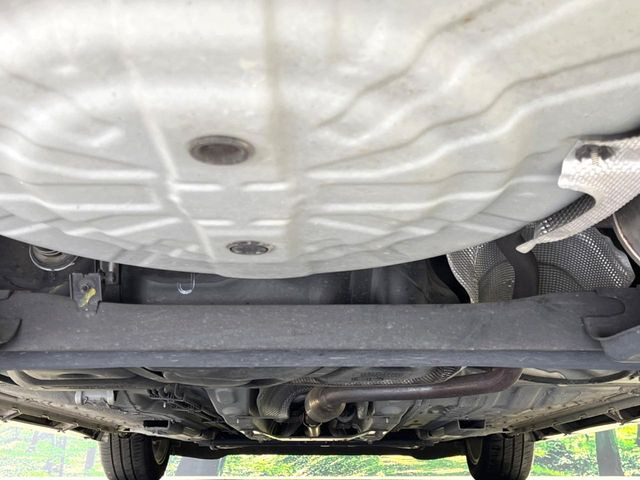 下回りがきれいなうちに、防錆加工の施工がオススメ。降雪地域はもちろん、沿岸部にお住いの方や、趣味でマリン・ウィンタースポーツをされる方にご好評いただいております。