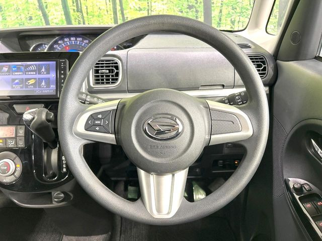 【ステアリングスイッチ】運転中、前方から目線をそらすことなく、オーディオ等の操作が可能な便利機能!安心&快適なドライブを演出してくれます♪
