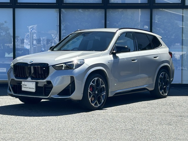 X1M35i xドライブ DCT 4WD