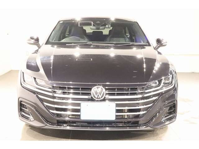 アルテオンTSI 4モーション Rライン アドバンス 4WD