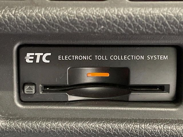 【ETC】高速道路の料金所をストレスなく通過!話題のスポットやサービスエリアに多い「スマートIC」利用時は必須のアイテムです。当店でセットアップを実施、ご納車当日からすぐにご利用いただけます!