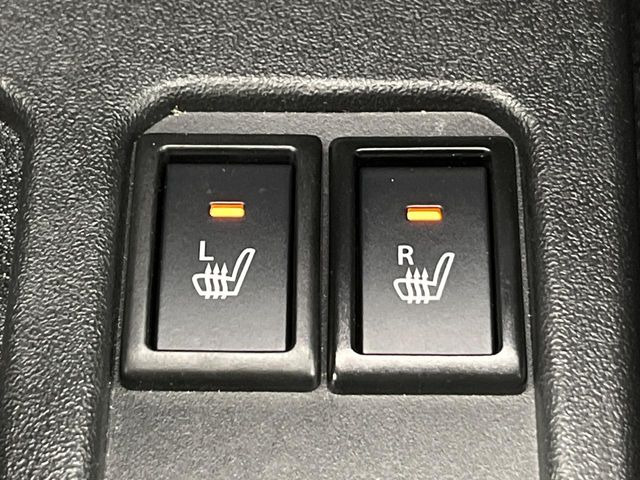 【シートヒーター】寒い日に重宝するシートヒーター!エアコンより早く温まってくれるので寒がりの人も安心ですね♪エアコンの温風は乾燥するから苦手、という方にもをおすすめです。