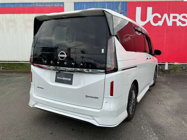 セレナ1.4 e-POWER AUTECH