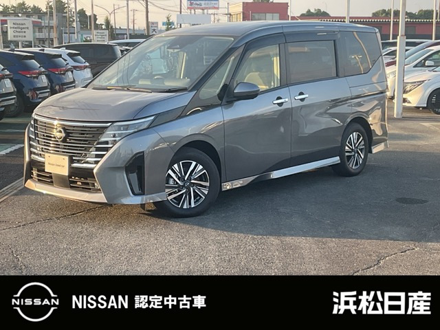 セレナ1.4 e-POWER ハイウェイスターV