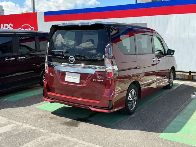 セレナ1.2 e-POWER ハイウェイスターV