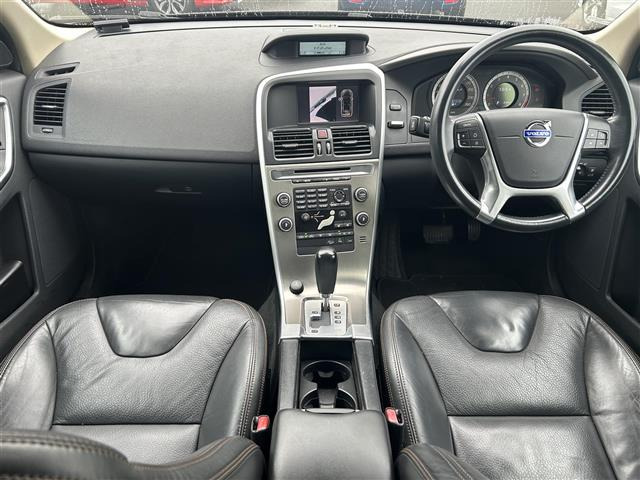 XC60T6 SE AWD 4WD